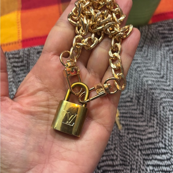 Louis Vuitton Pad lock chocker necklace#318 - Picture 11 of 15